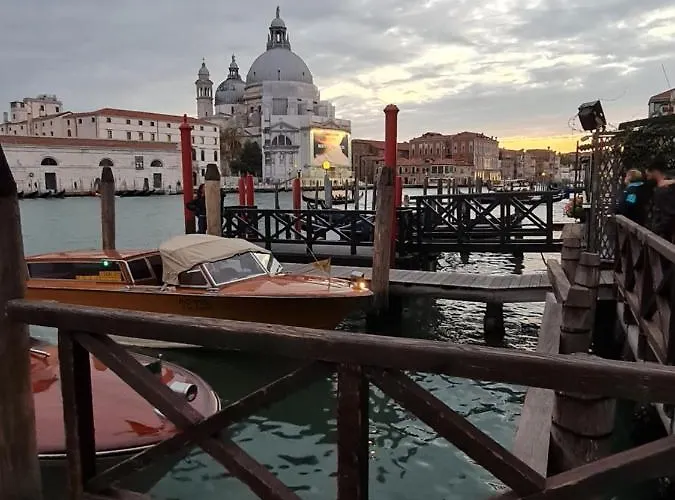 San Marco Romantic بيت ضيافة